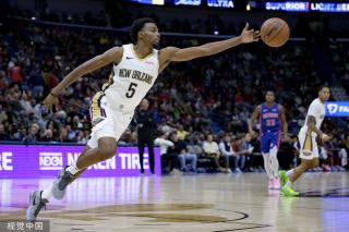 成为本届 成为本届