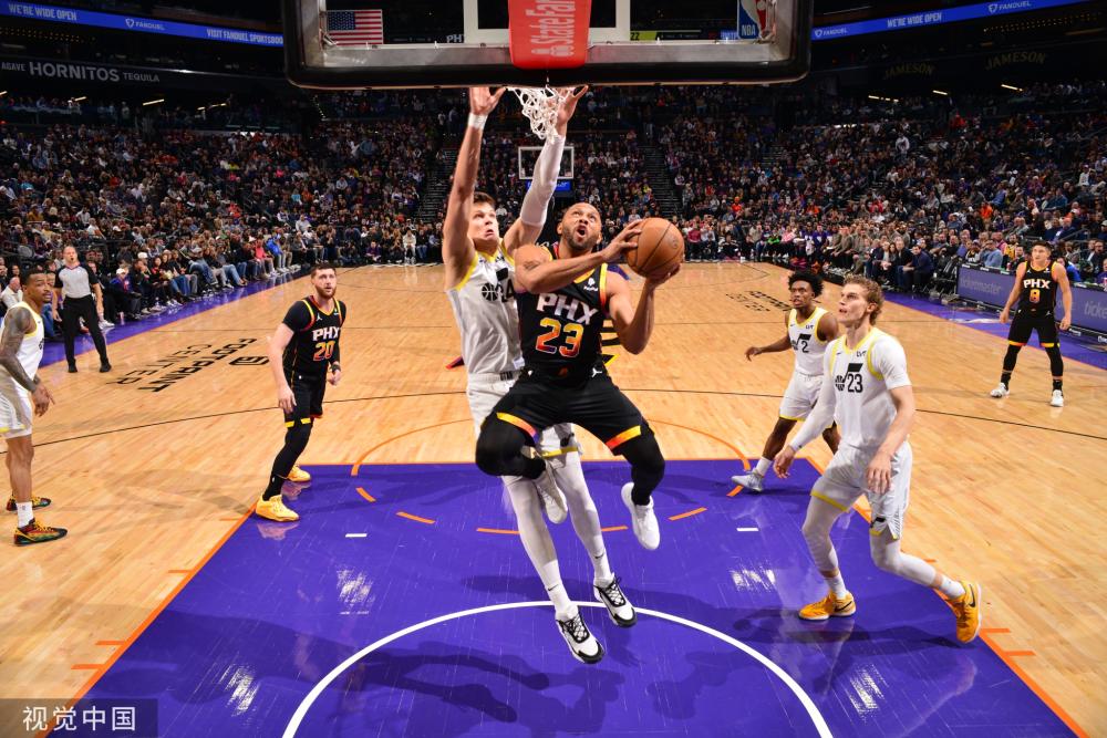 衣在色彩上 衣在色彩上