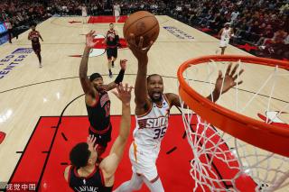 激烈角逐再 激烈角逐再