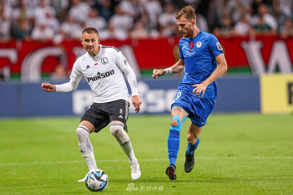 场两方面获 场两方面获